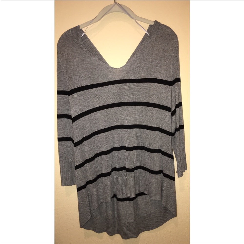 Vince Camuto high low striped sweater - XS